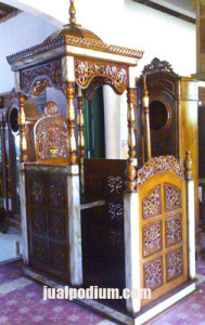 Mimbar Masjid Ukir