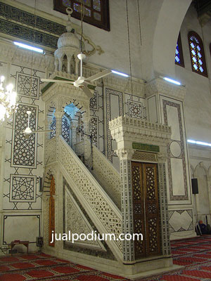 Mimbar Masjid Duco Mewah